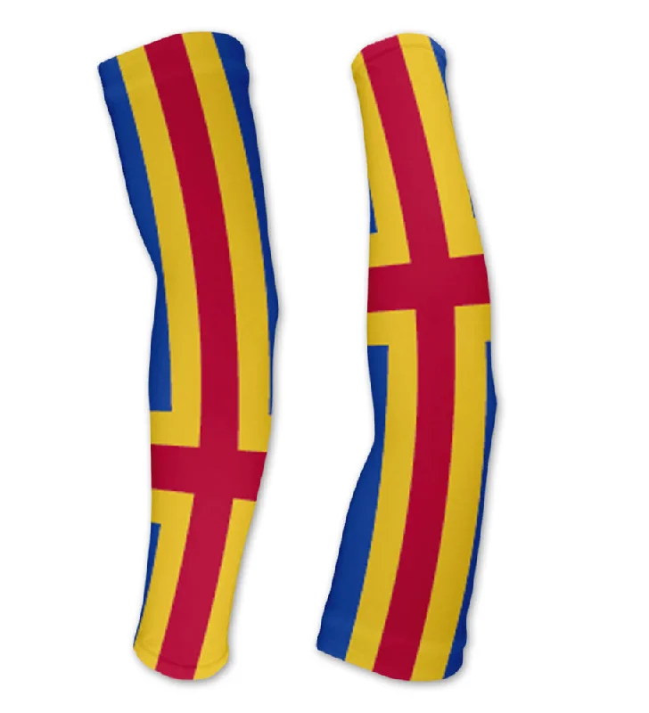 elbow sleeve protector-Aland Islands Flag Compression Arm Sleeves UV Protection Unisex - Walking - Cycling - Running - Golf - Baseball - Basketball