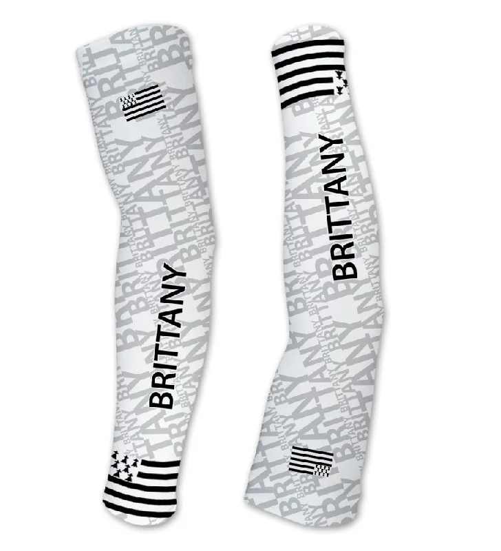 sleeve cutouts for jackets-Brittany ScudoPro Compression Arm Sleeves UV Protection Unisex - Walking - Cycling - Running - Golf - Baseball - Basketball