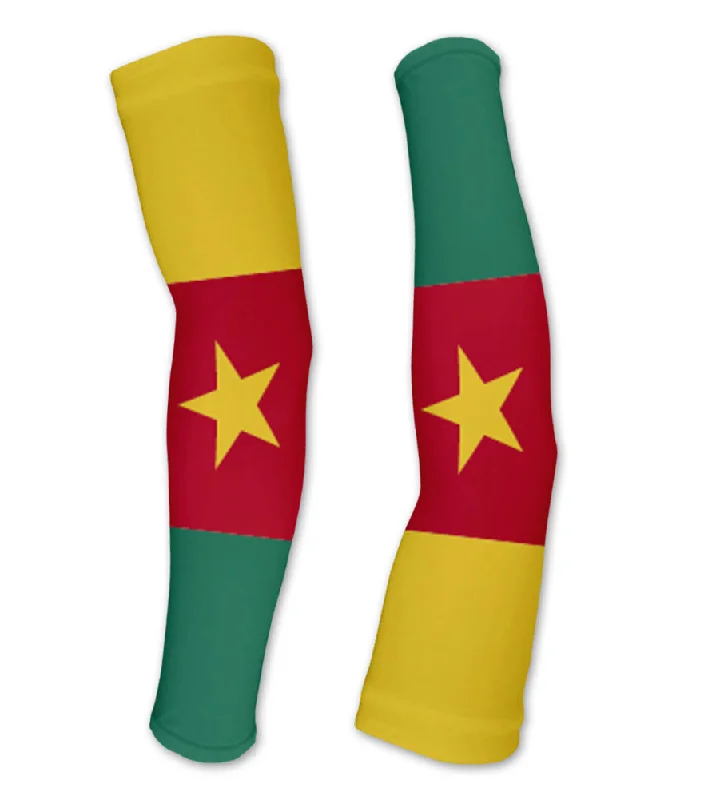 sleeve for cool weather wear-Cameroon Flag Compression Arm Sleeves UV Protection Unisex - Walking - Cycling - Running - Golf - Baseball - Basketball