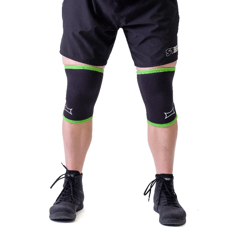 sleeve fabric material-Sling Shot® Sport Knee Sleeves - GENTLY USED