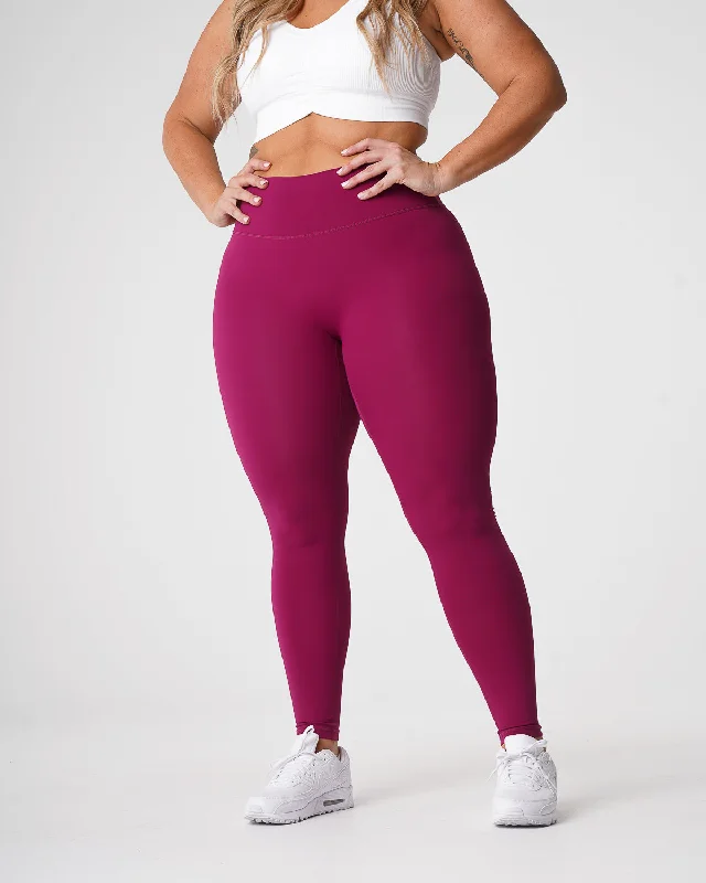 Sportswear/Tops monthly box-Berry Signature 2.0 Leggings