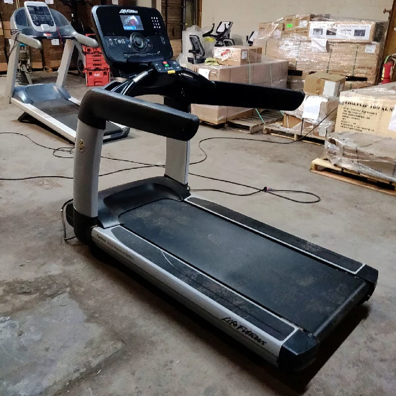 treadmill for small condo-Refurbished Life Fitness 95T Explore Treadmill Commercial Grade for Cardio